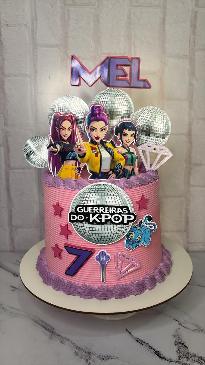Bolo tema Stitch e Angel feito pela Bolos da Eti